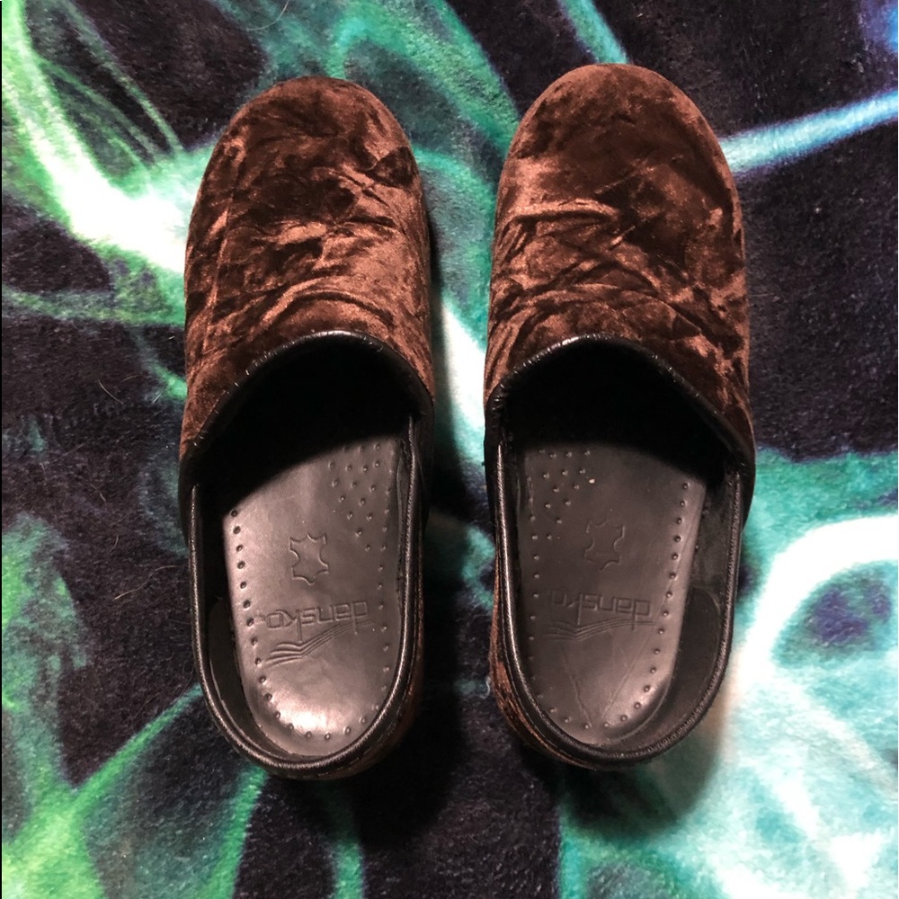 Velvet Dansko